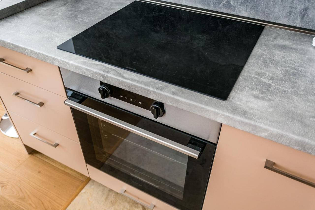 Apartments Lm Residence Рафаиловичи Екстериор снимка