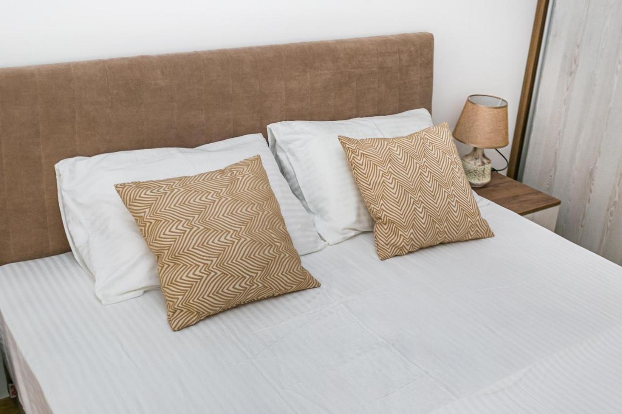 Apartments Lm Residence Рафаиловичи Екстериор снимка