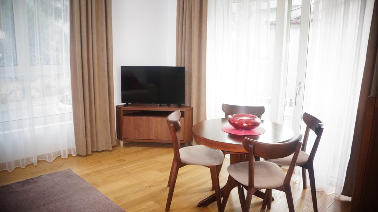 Apartments Lm Residence Рафаиловичи Екстериор снимка